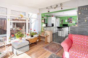 Photo 17- click for photo gallery